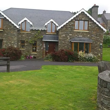 Ethan House 3* Rosscarbery