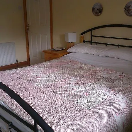 Ethan House 3*